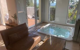 logement avec jacuzzi